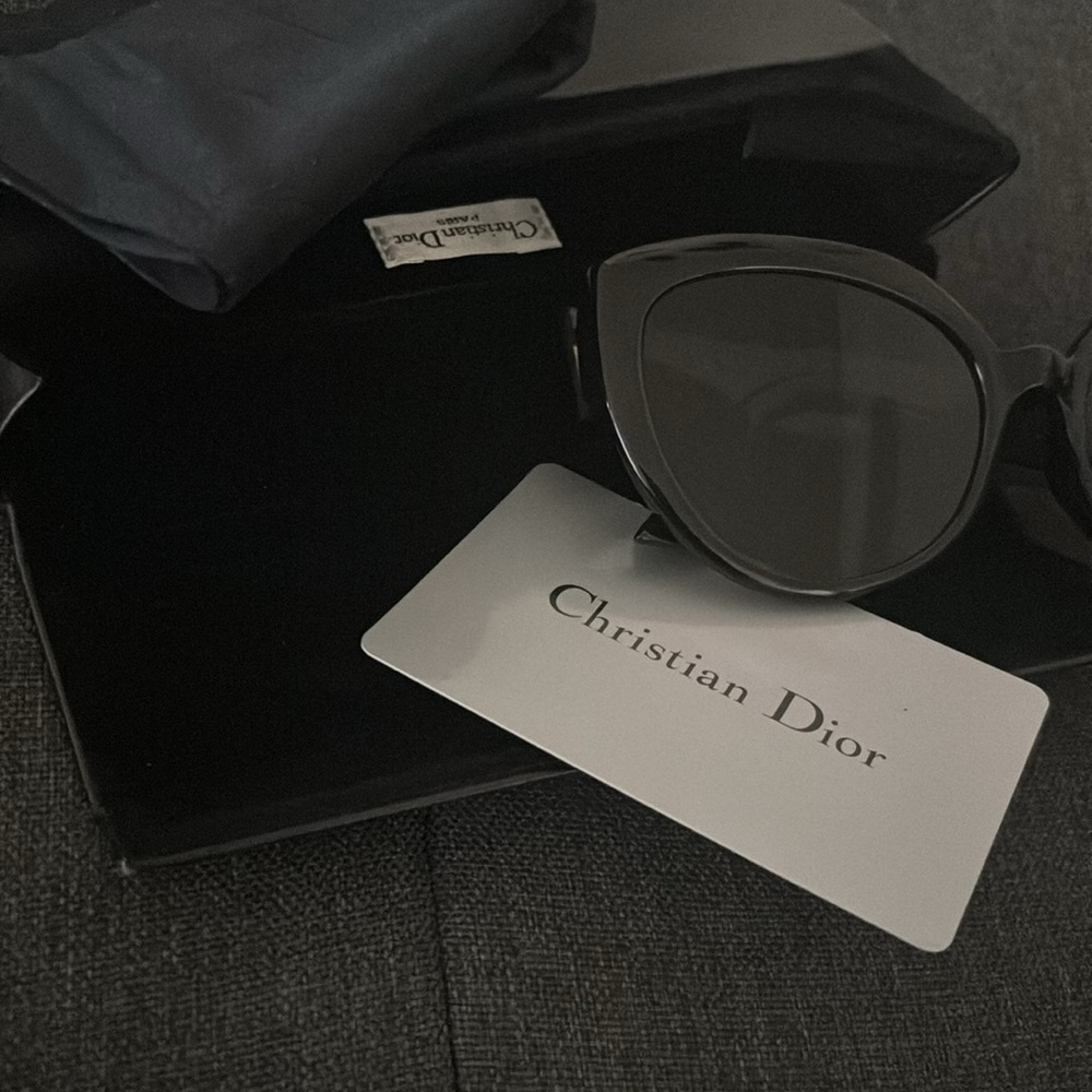Christian Dior Authentic Cat Dior Sunglasses